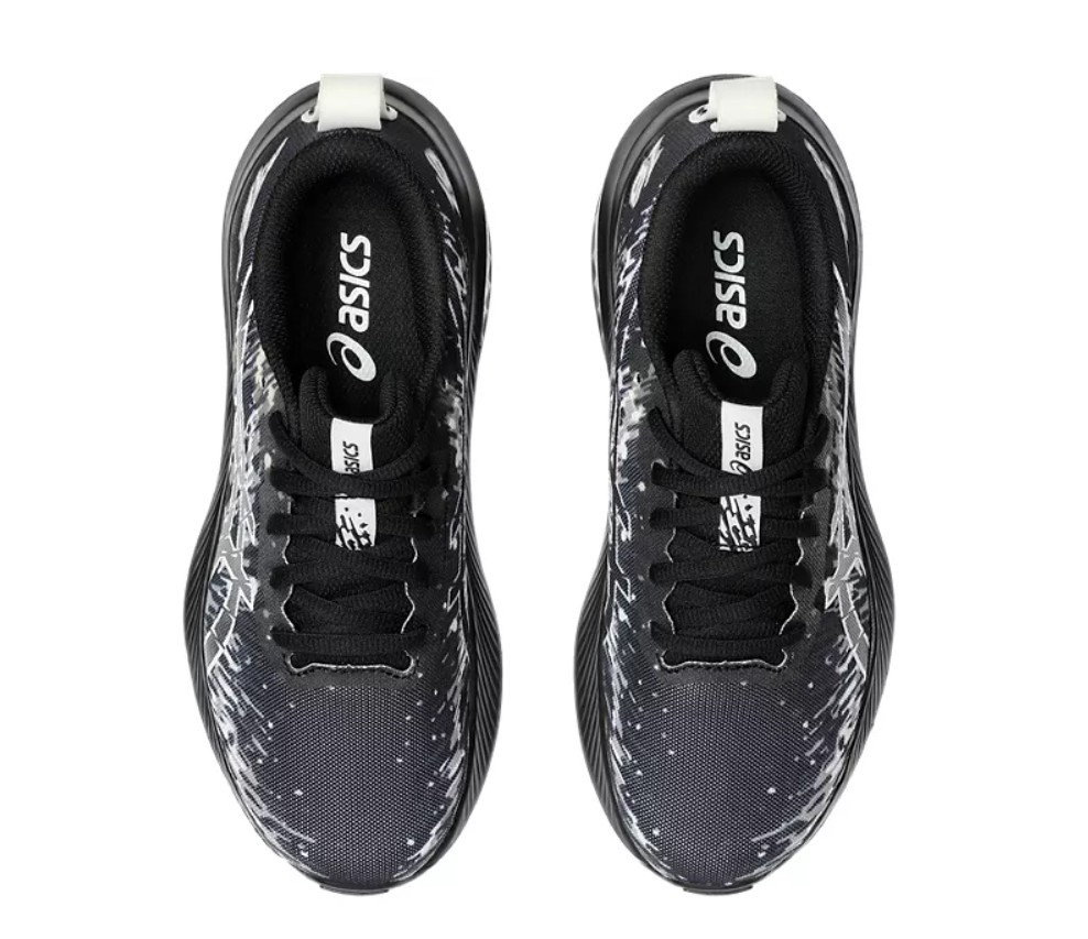 GEL-Noosa TRI 16 GS (Black/White)