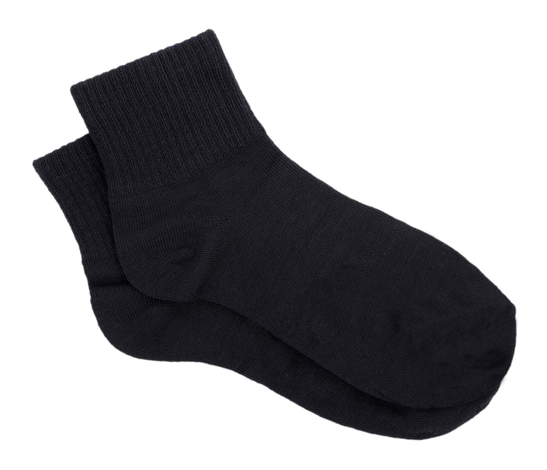 Calm Care Sensory Sports Quarter Crew Socks (Black and White)
